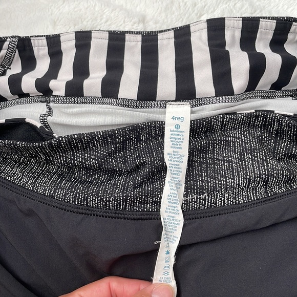 Lululemon Run Pace Setter Black /white Skirt Skort Size 4reg - Picture 6 of 6